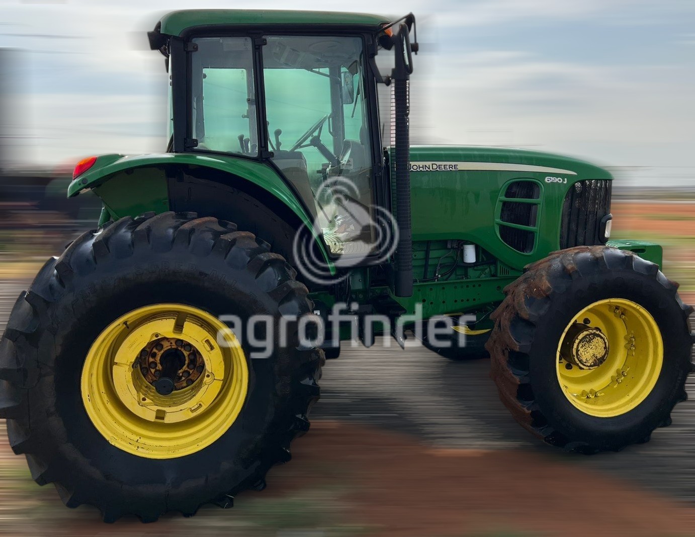 Trator John Deere 6190J 2017
