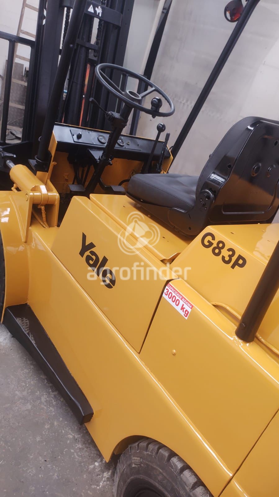 Empilhadeira  Yale  G83P Ano 2005