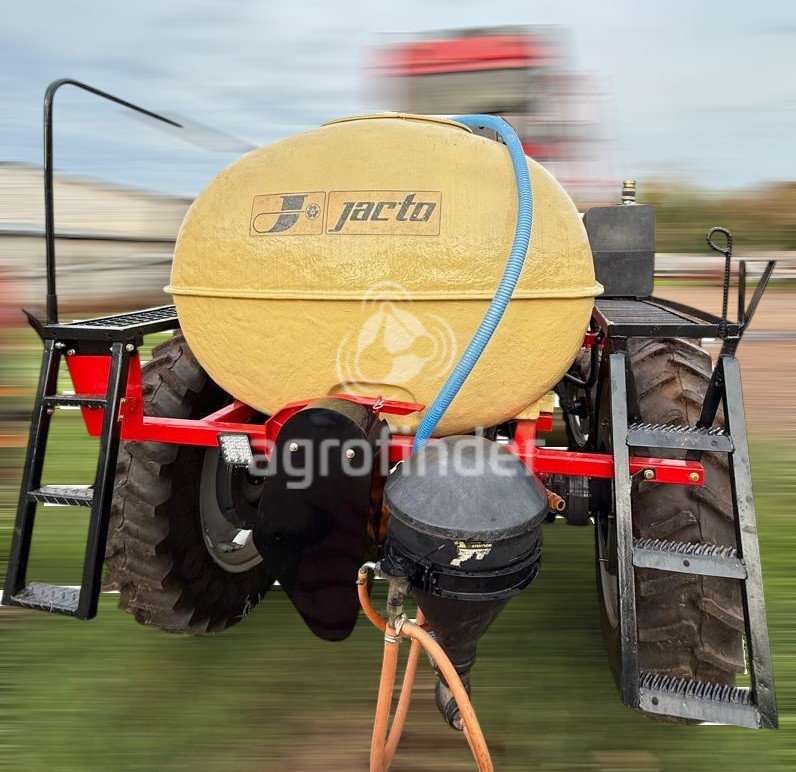 Pulverizador Montado  Massey Ferguson  290 Ano 1986