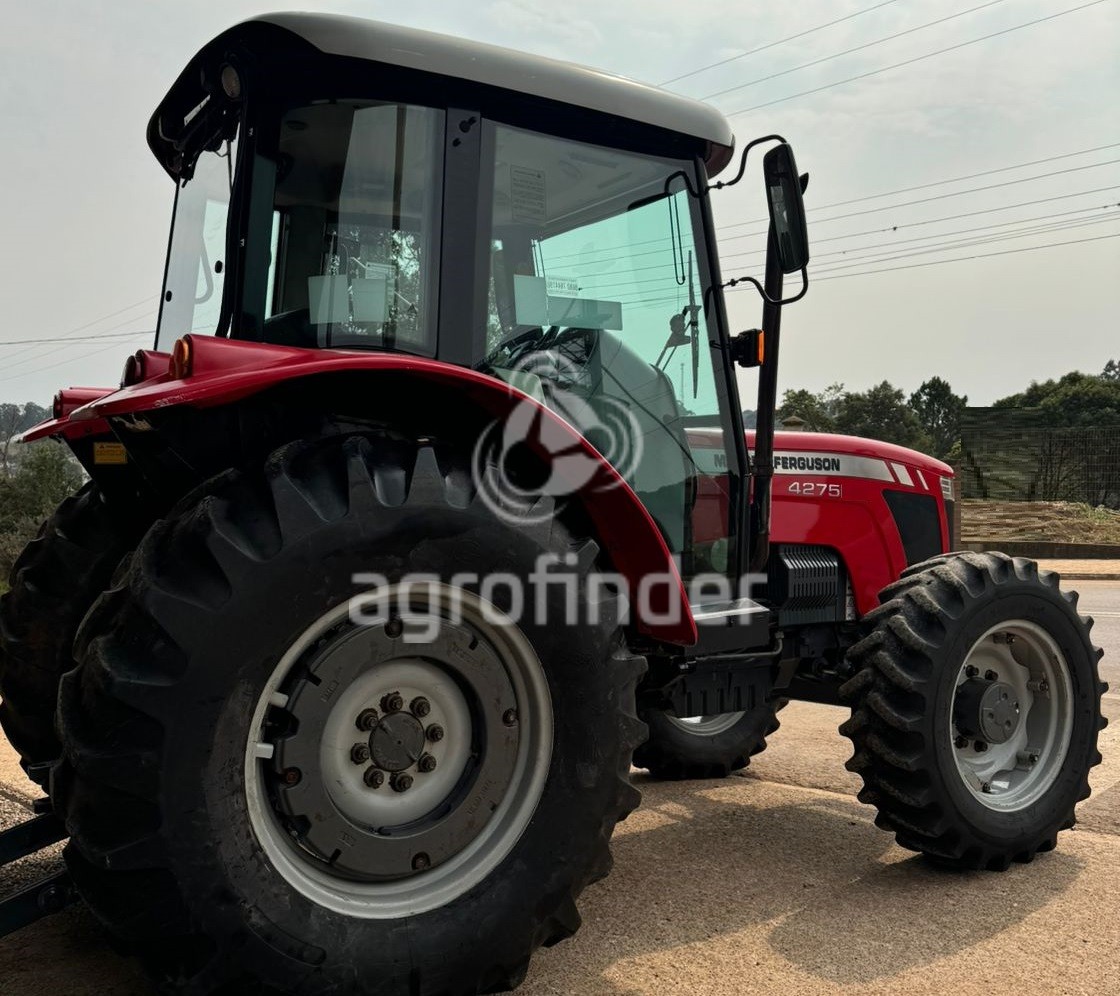 Trator Massey Ferguson  4275 ano 2017