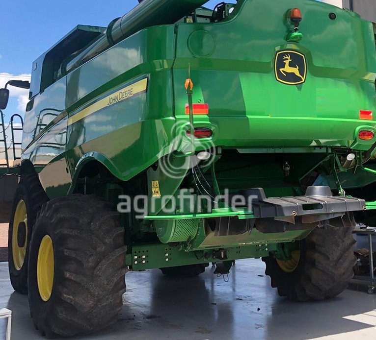 Colheitadeira John Deere S670 Ano 2017