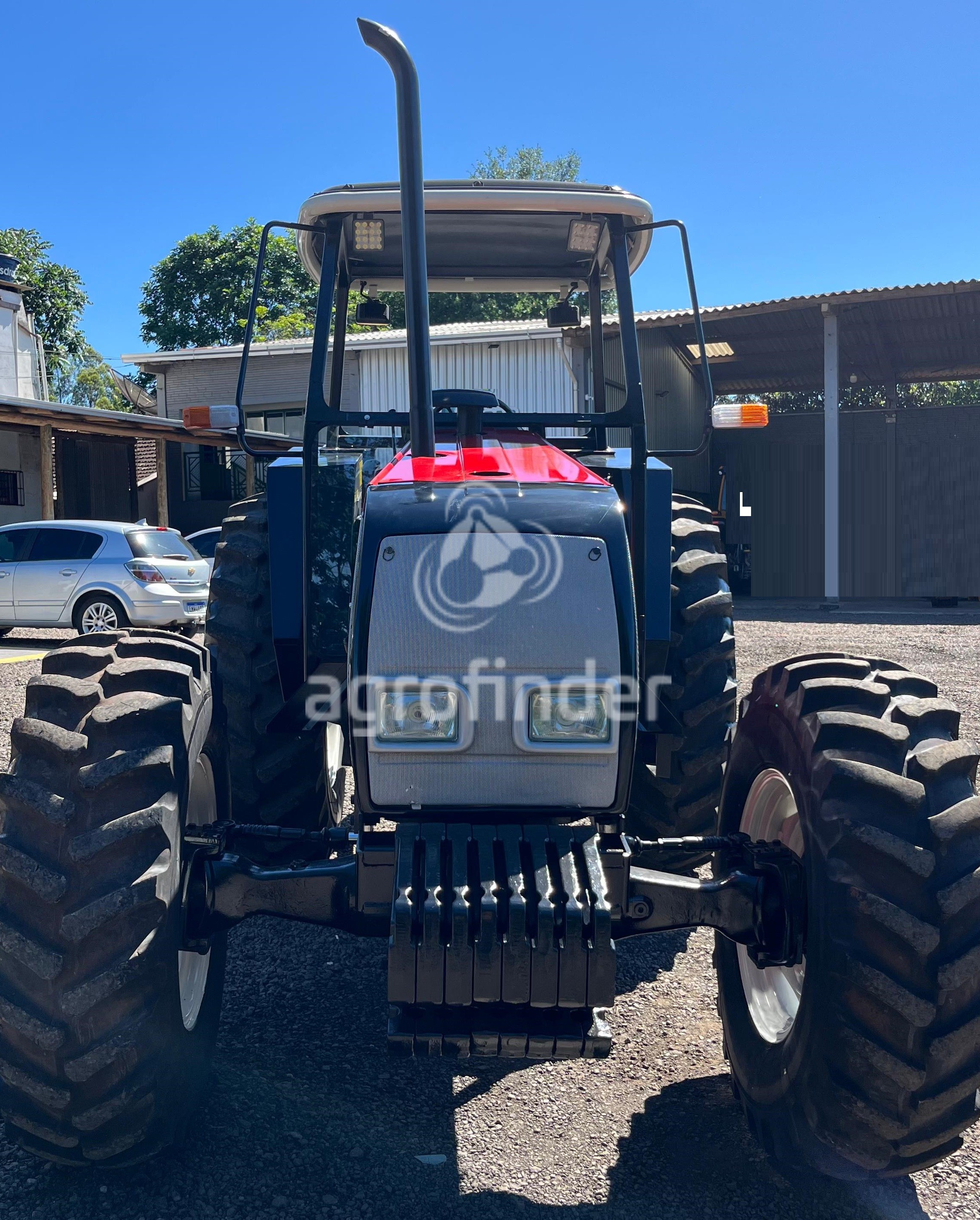 Trator Valtra BM 100 ano 2006