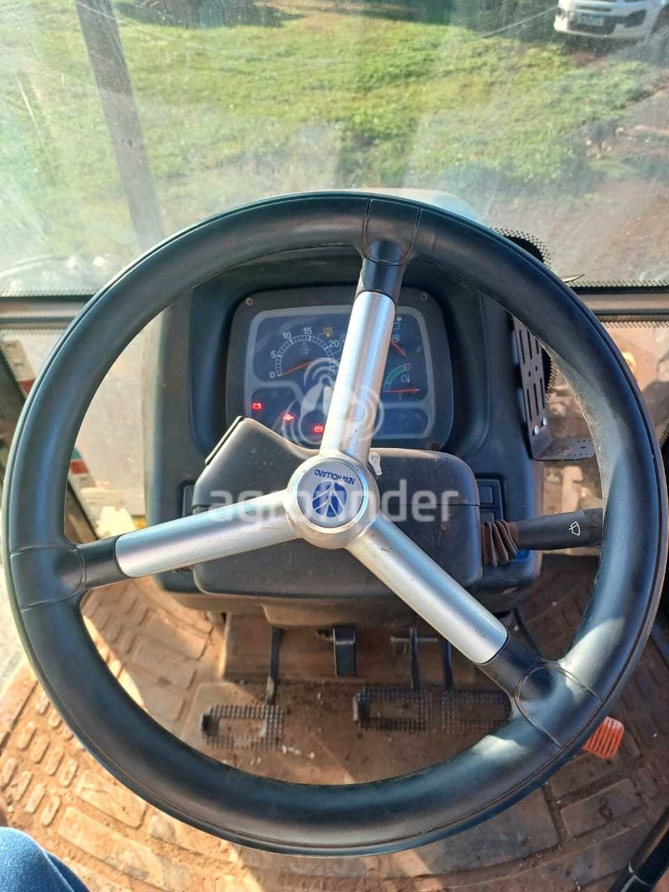 Trator New Holland TL 85 E Ano 2012