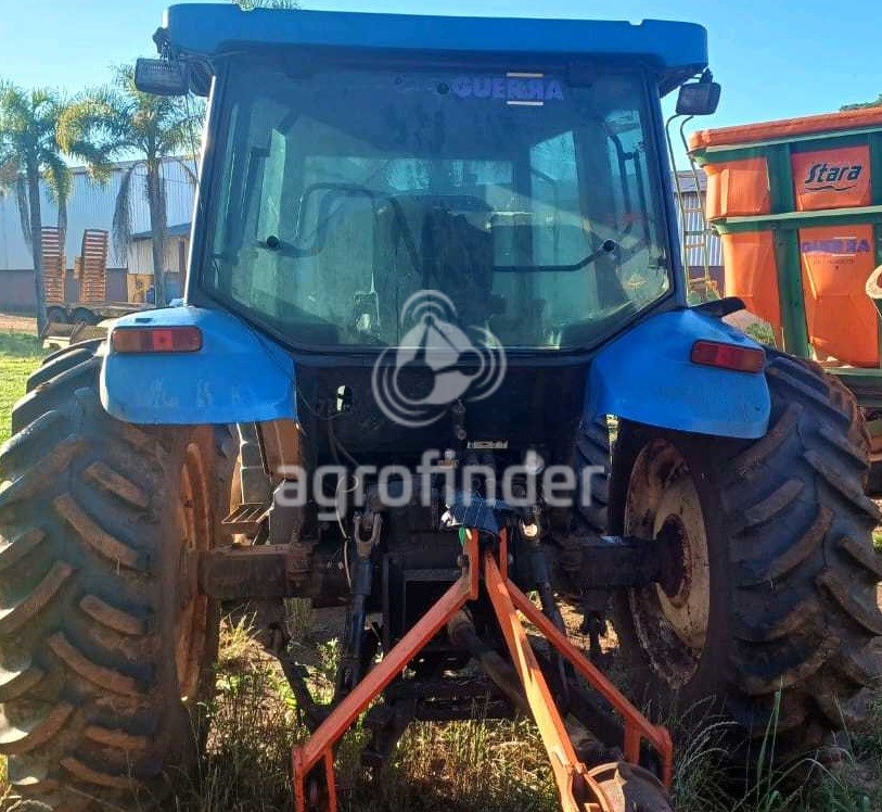 Trator New Holland TL 85 E Ano 2012