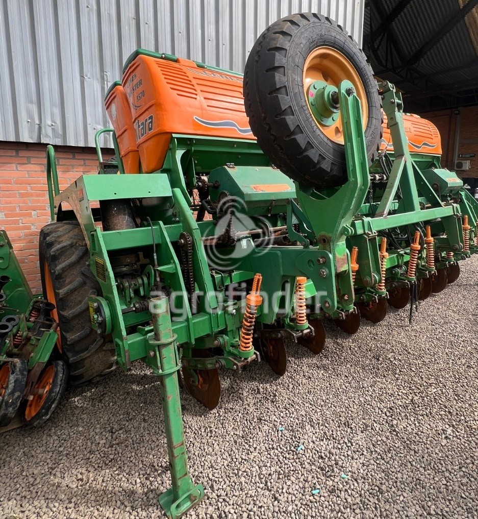 Plantadeira Múltipla Stara Ceres Master 3570 ano 2013