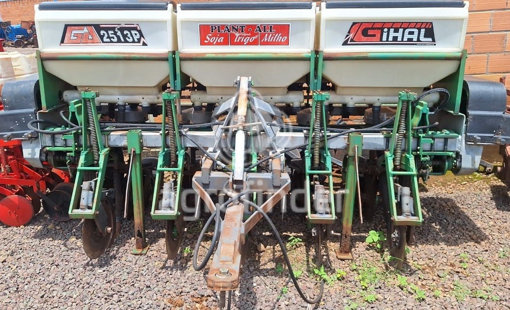 Plantadeira Múltipla Gihal 2513 P Ano 2003