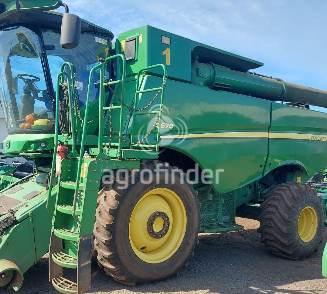 Colheitadeira John Deere S 670 Ano 2017