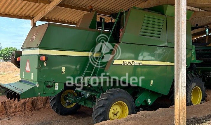 Colheitadeira  John Deere  1470 ano 2014