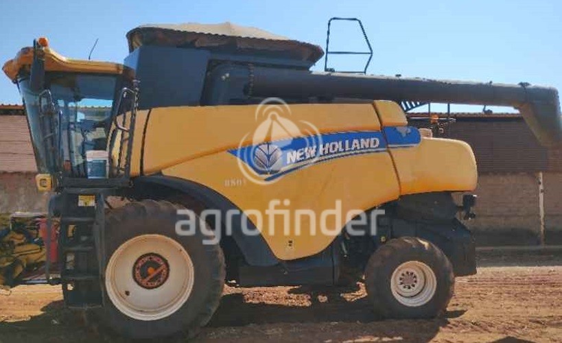 Colheitadeira  New Holland CR 6080 ano 2014