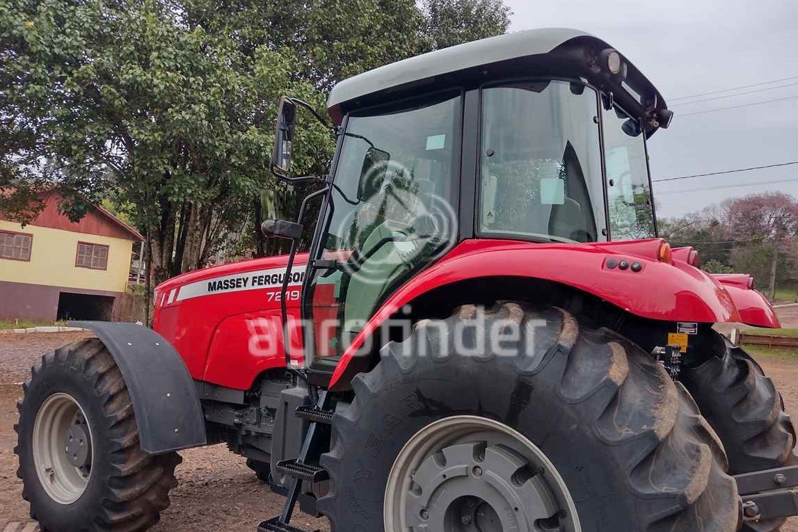 Trator Massey Ferguson  7219 ano 2018