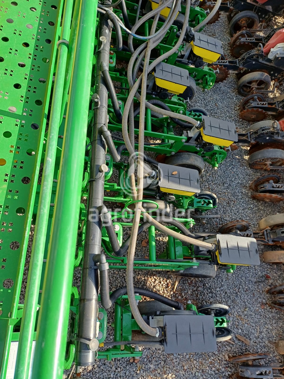 Plantadeira de Verão John Deere 2117 CCS Ano 2020