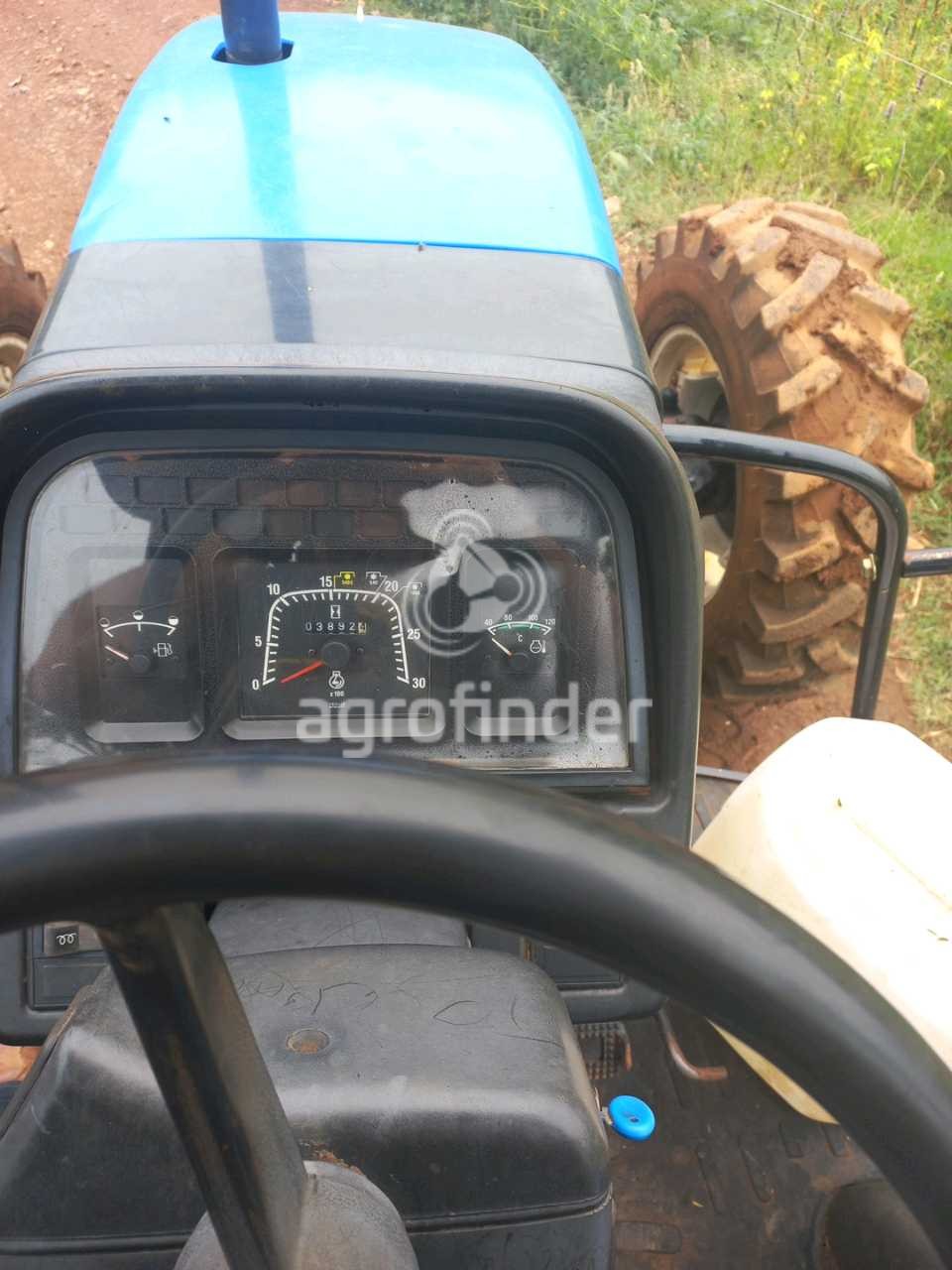 Trator New Holland TL 75 E Ano 2009