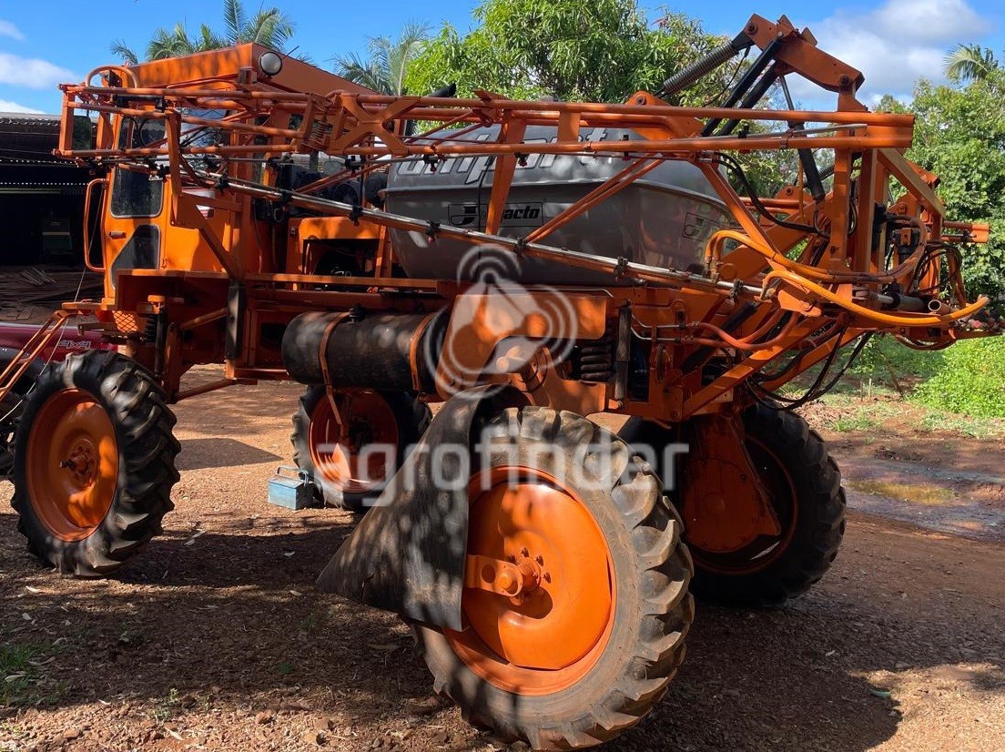 Pulverizador Autopropelido Jacto Uniport 2000 Ano 2003