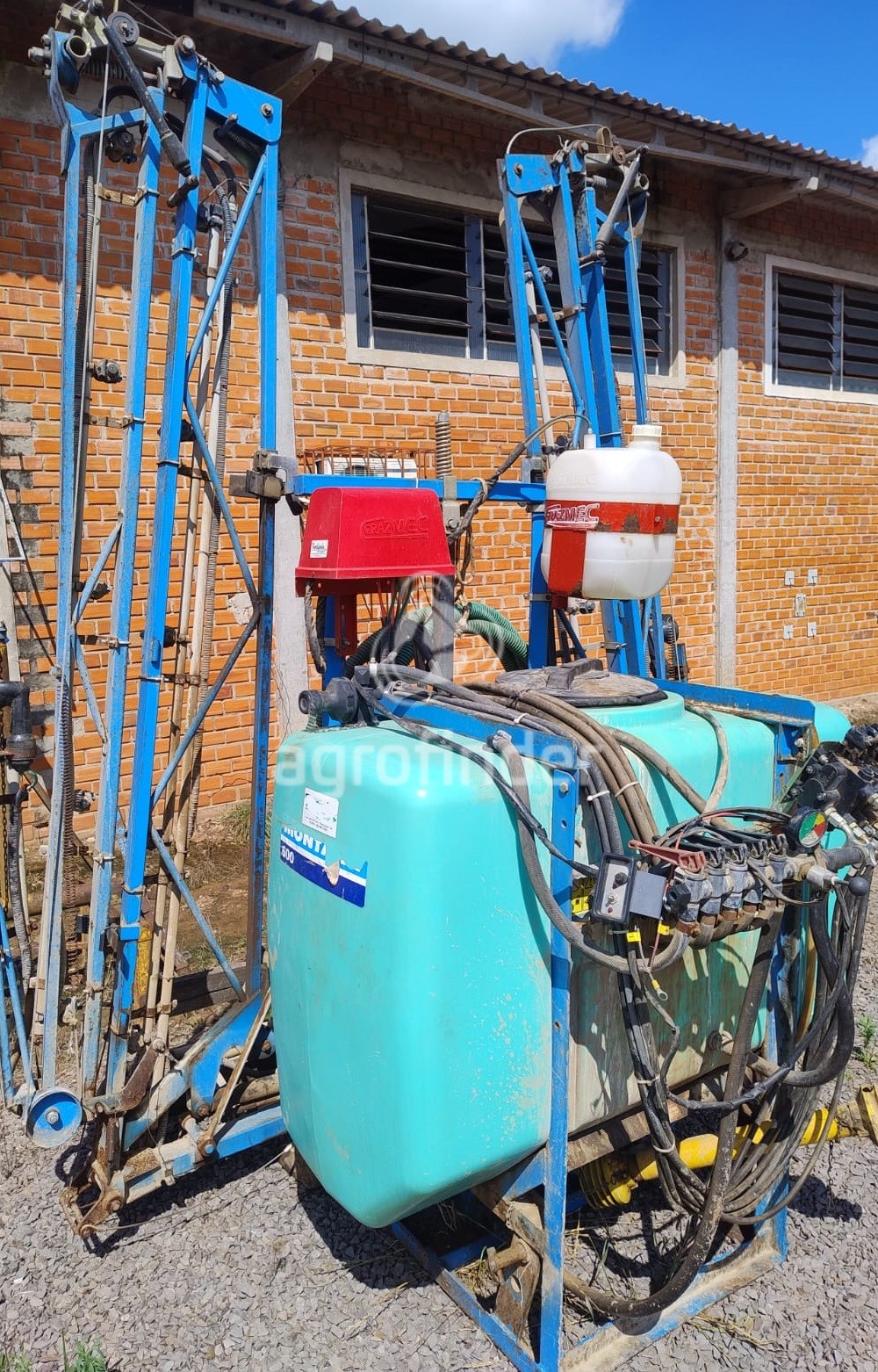 Pulverizador Hidráulico Montana 600 Ano 2009