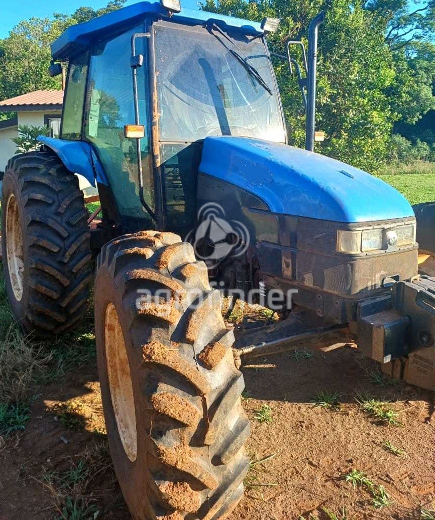 Trator New Holland TL 85 E Ano 2012
