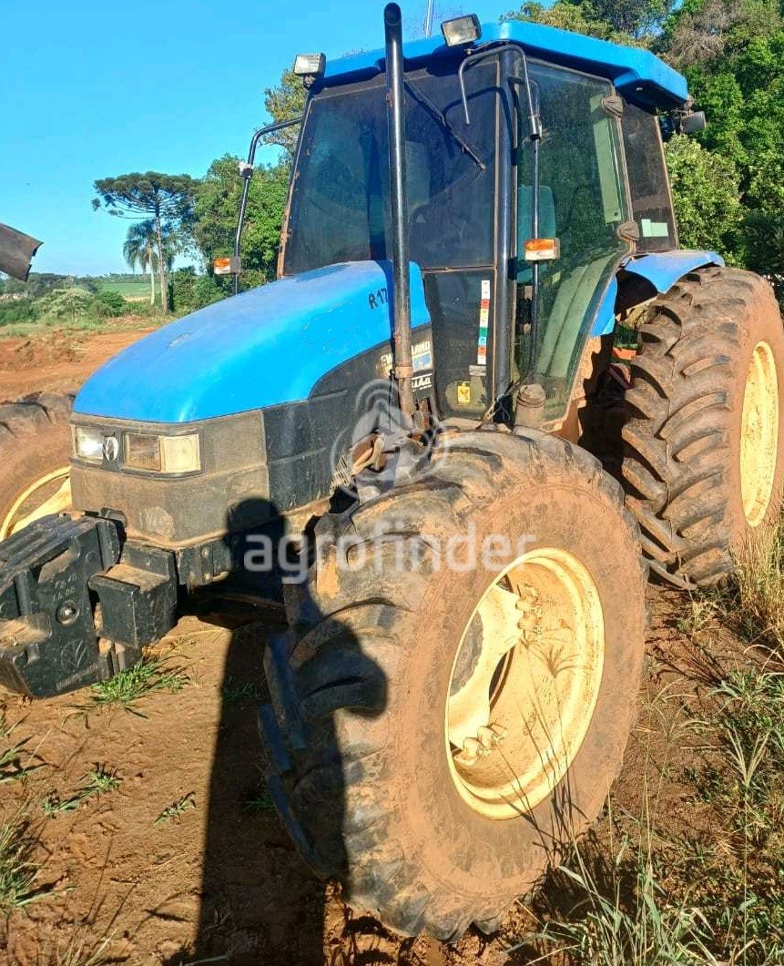 Trator New Holland TL 85 E Ano 2012