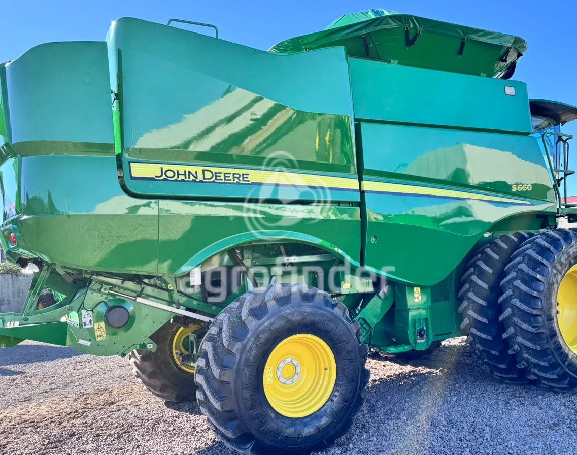 Colheitadeira John Deere S 660 Ano 2014