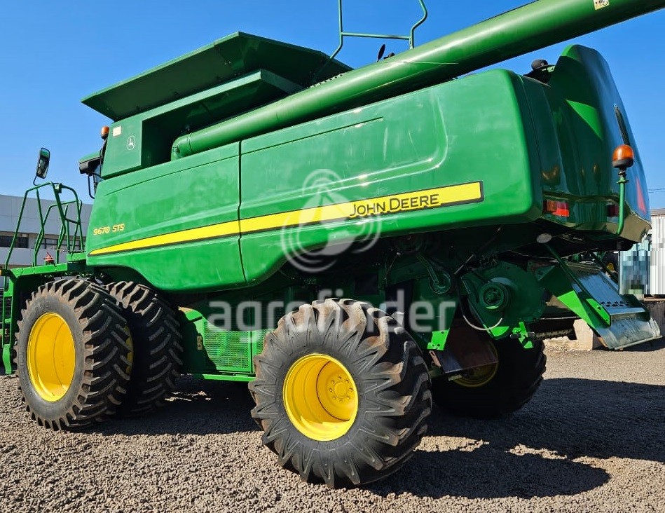 Colheitadeira John Deere STS 9670 Ano 2013