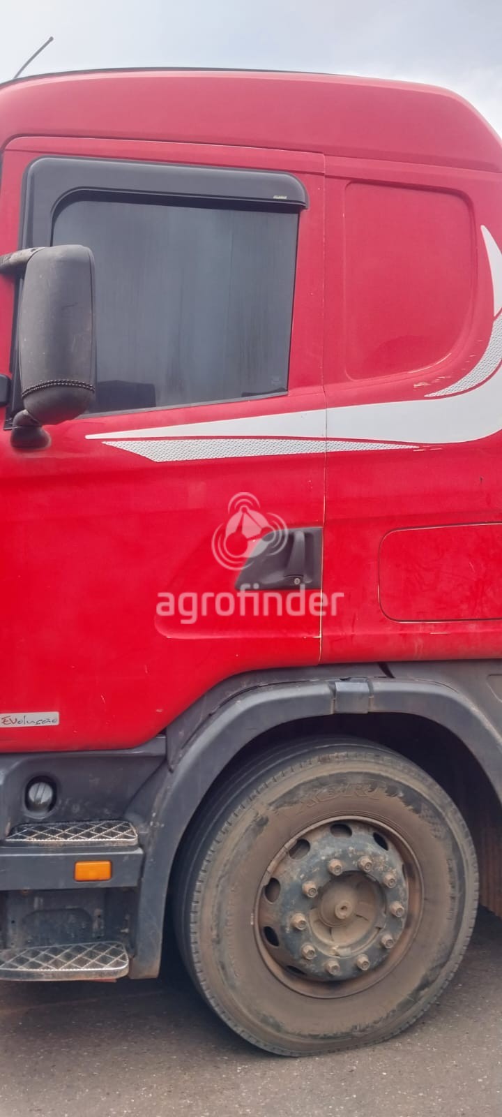 Caminhão Scania R 400 Ano 2005