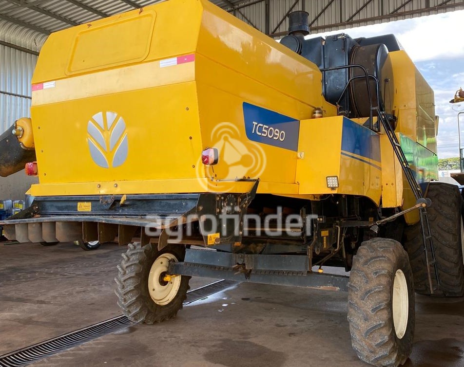 Colheitadeira New Holland TC 5090 Ano 2017