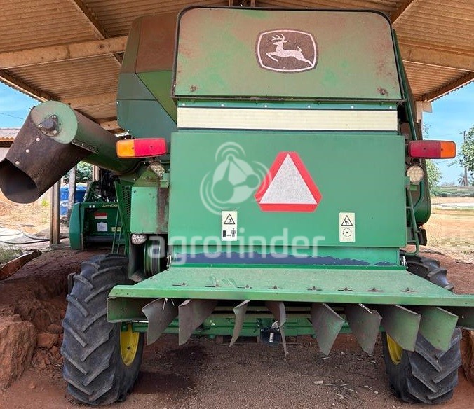 Colheitadeira  John Deere  1470 ano 2014