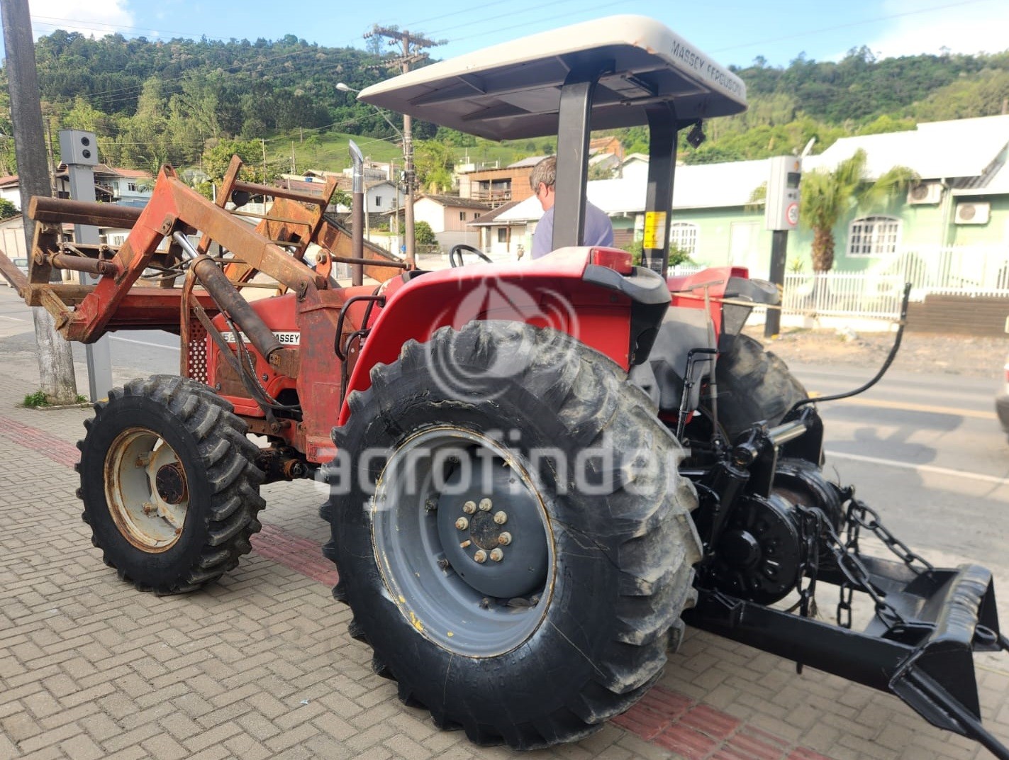 Trator Massey Ferguson 5275 ano 1998