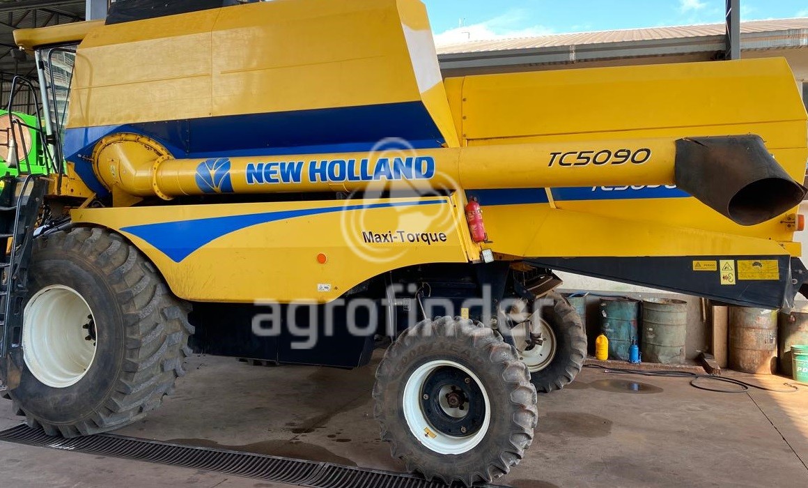 Colheitadeira New Holland TC 5090 Ano 2017