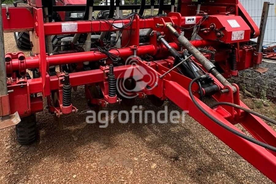 Plantadeira de Verão Semeato SHM 11/13 Ano 2011