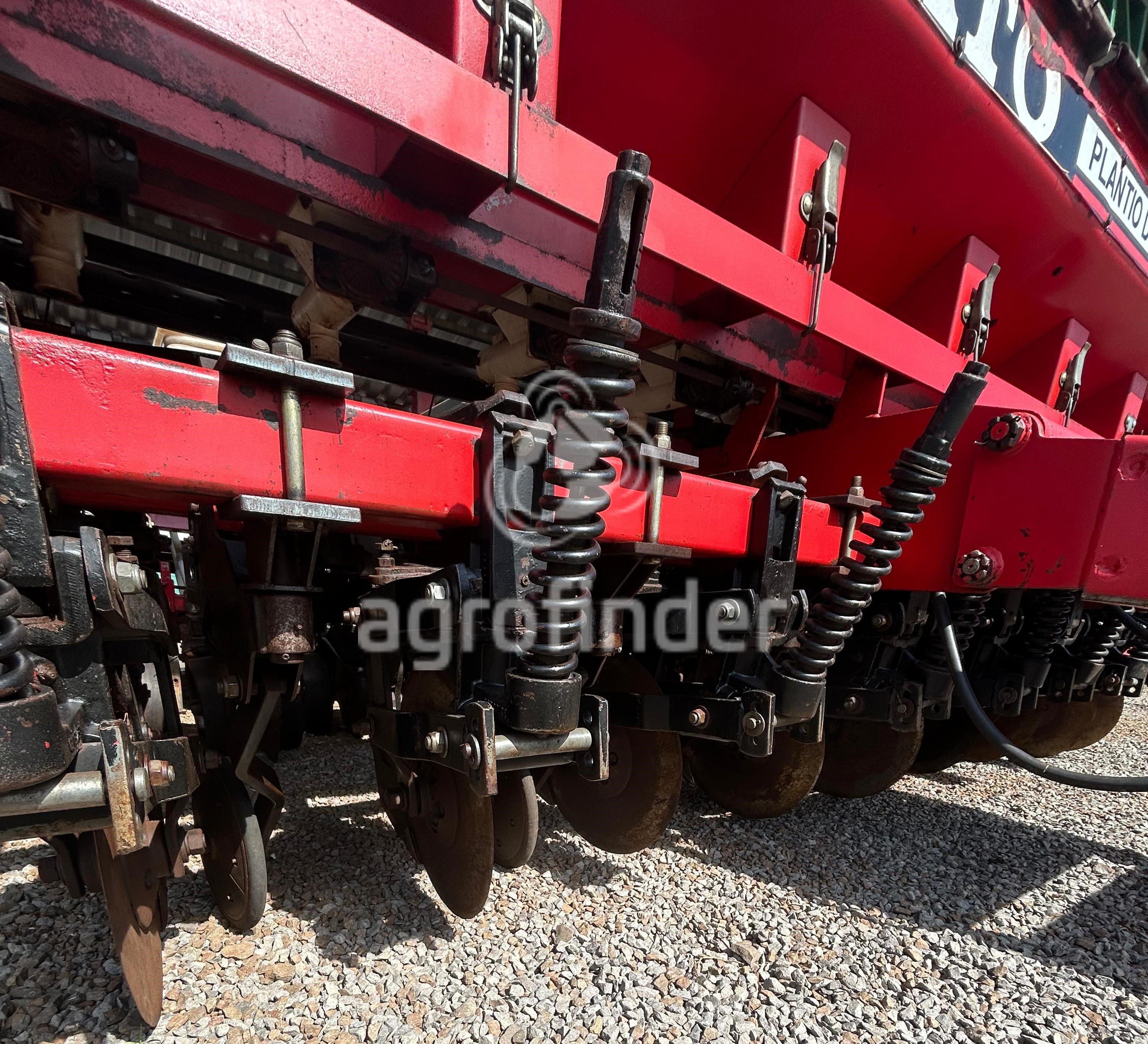 Plantadeira de Verão Semeato PAR 3600 ano 2004