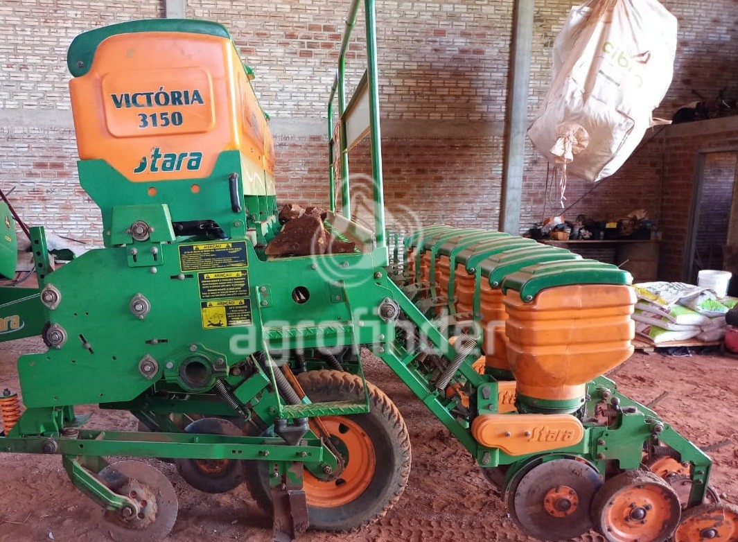 Plantadeira de Verão Stara  Victória 3150  ano 2016