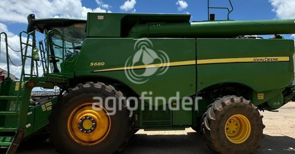Colheitadeira John Deere S 680 ano 2014