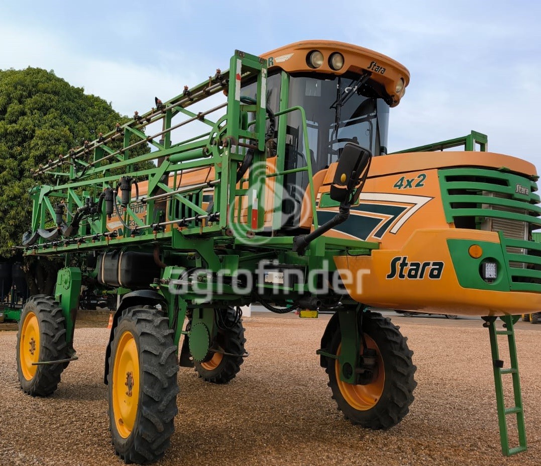 Pulverizador autopropelido Stara Gladiador 2300 ano 2013