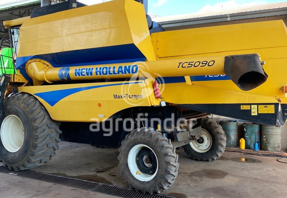 Colheitadeira New Holland TC 5090 Ano 2017