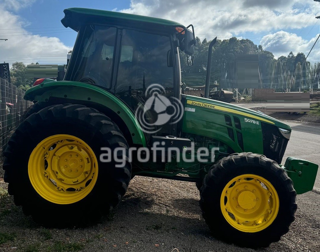 Trator John Deere  5078 E ano 2019