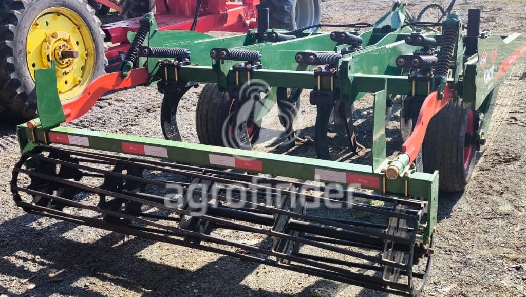 Escarificador  Kohr Skarifc 7 hastes Ano 2022