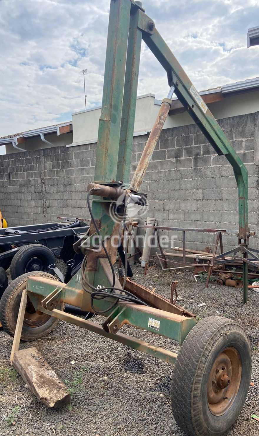 Guincho Hidráulico Tatu 1200 Kg Ano 2004