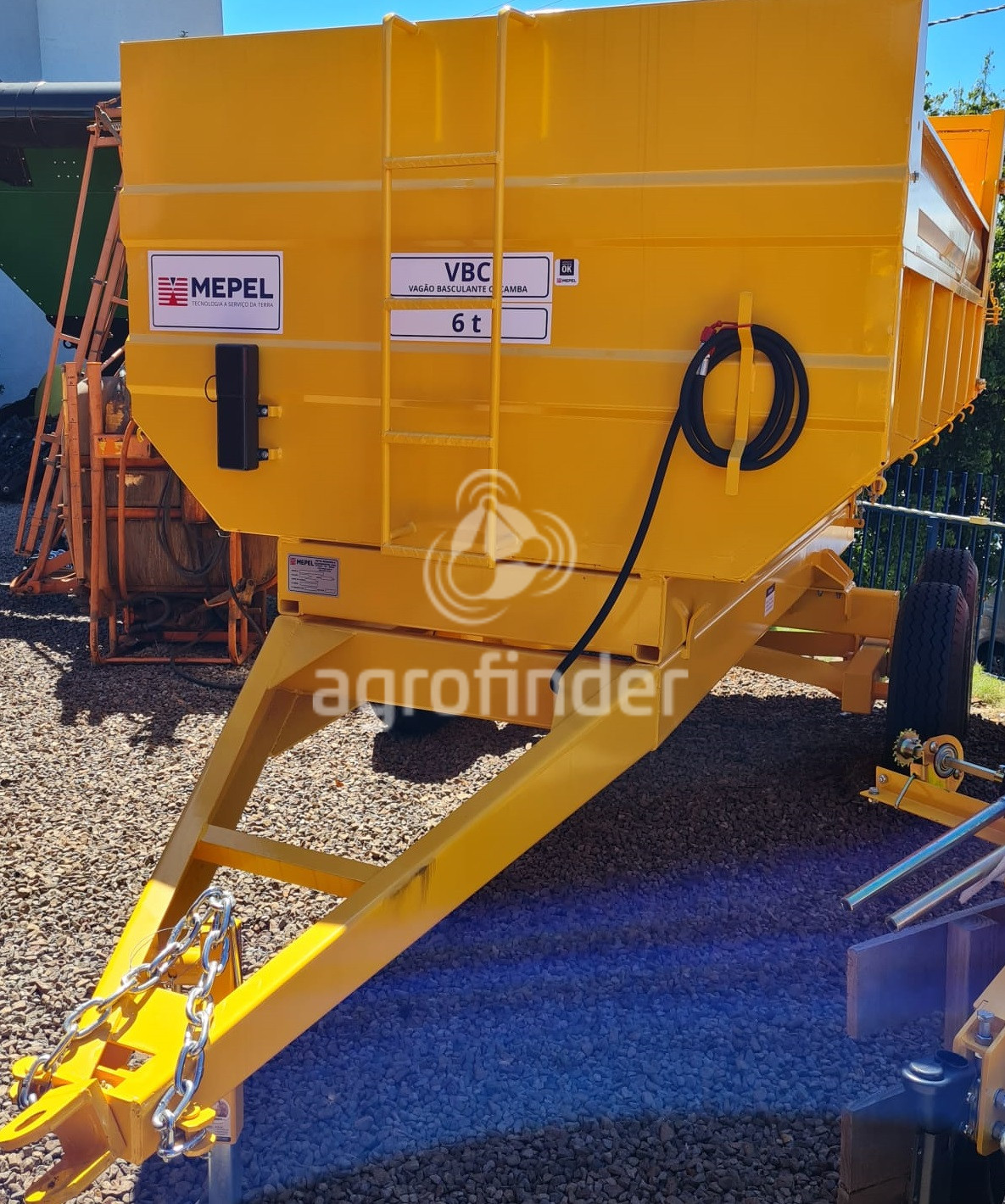 Carreta Basculante Mepel VBC 6T Ano 2022