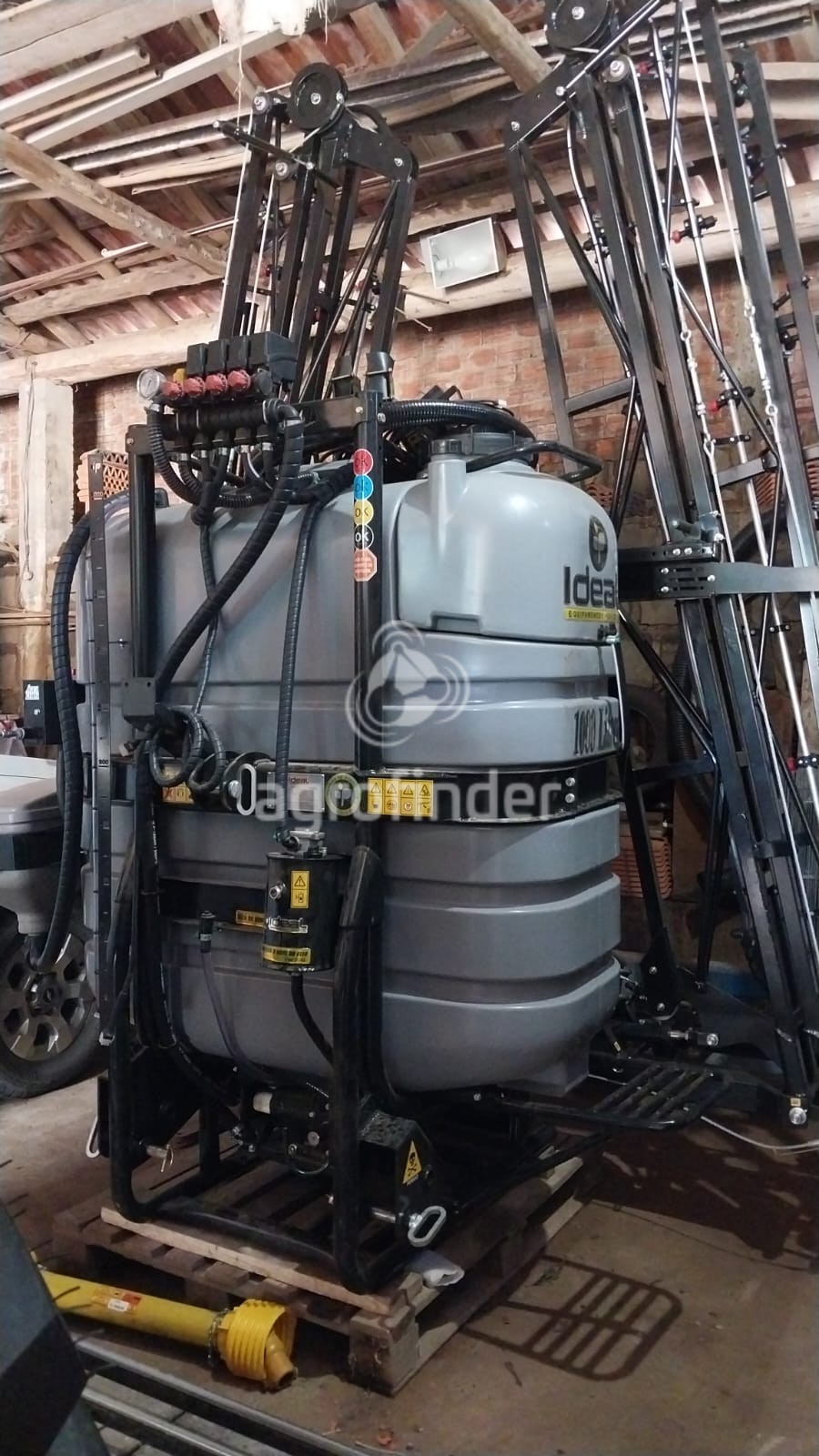 Pulverizador Hidráulico Ideal 1000 litros ano 2023
