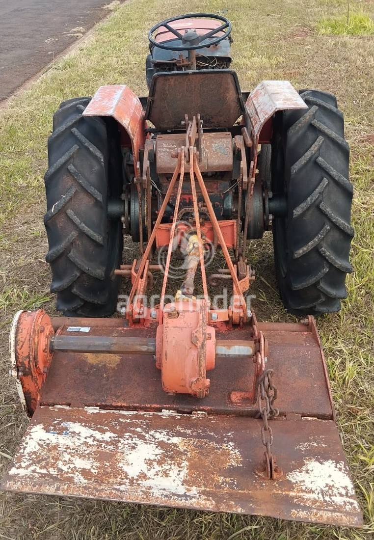 Trator Agrale 4100 ano 1975