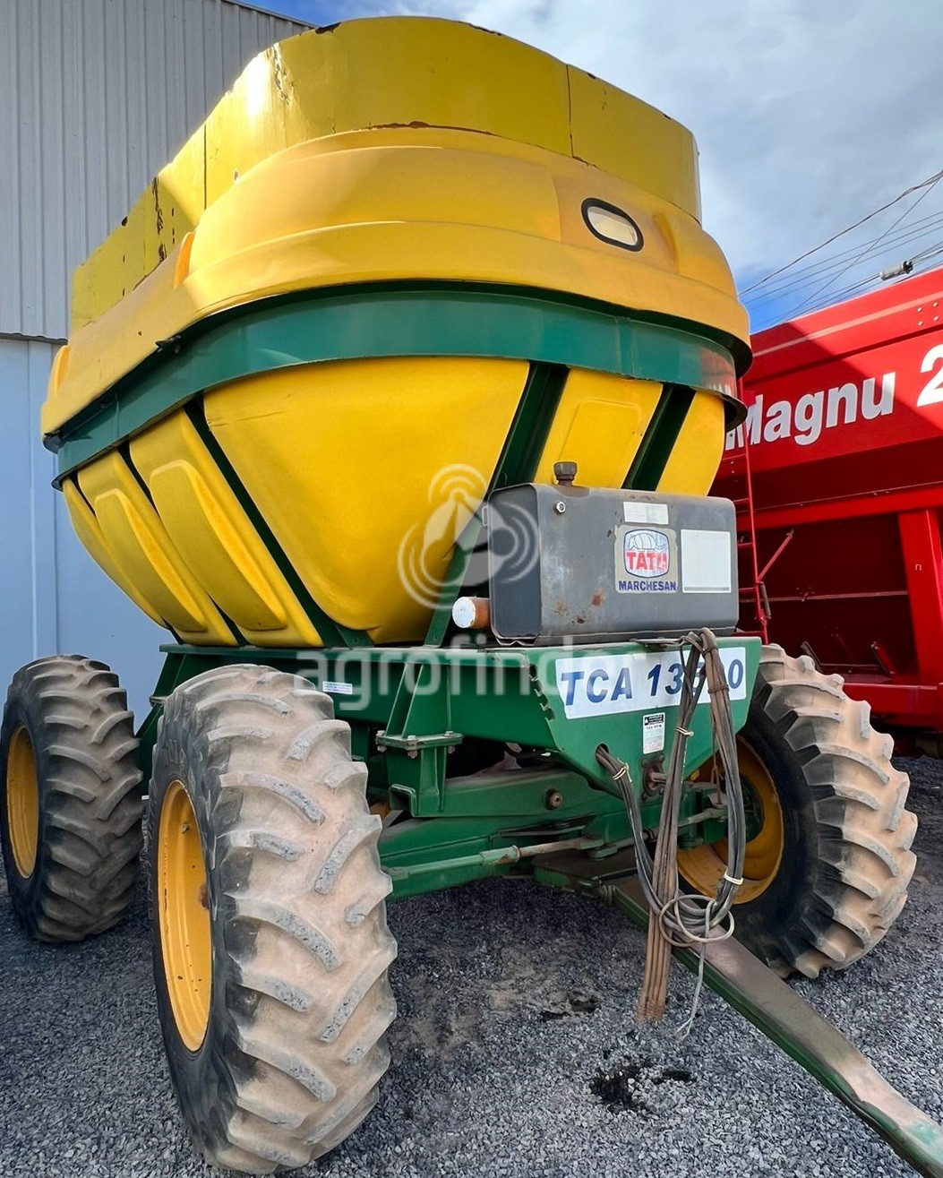 Graneleiro Tatu  TCA 13500 ano 2008