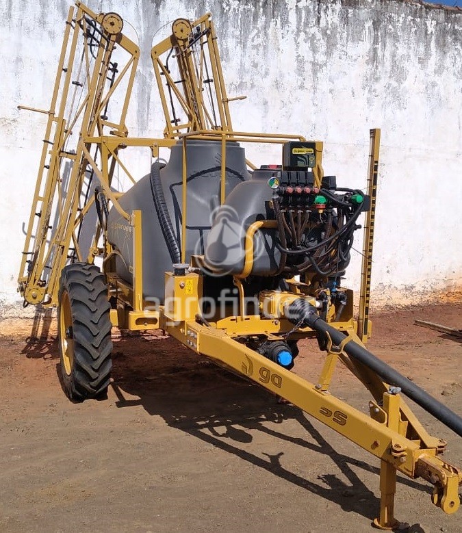 Pulverizador de arrasto Gauruss 2000 ano 2022