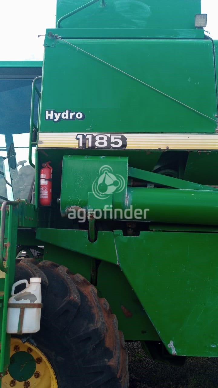 Colheitadeira John Deere 1185 ano 2002