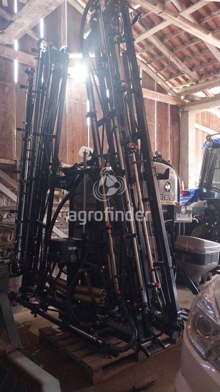 Pulverizador Hidráulico Ideal 1000 litros ano 2023