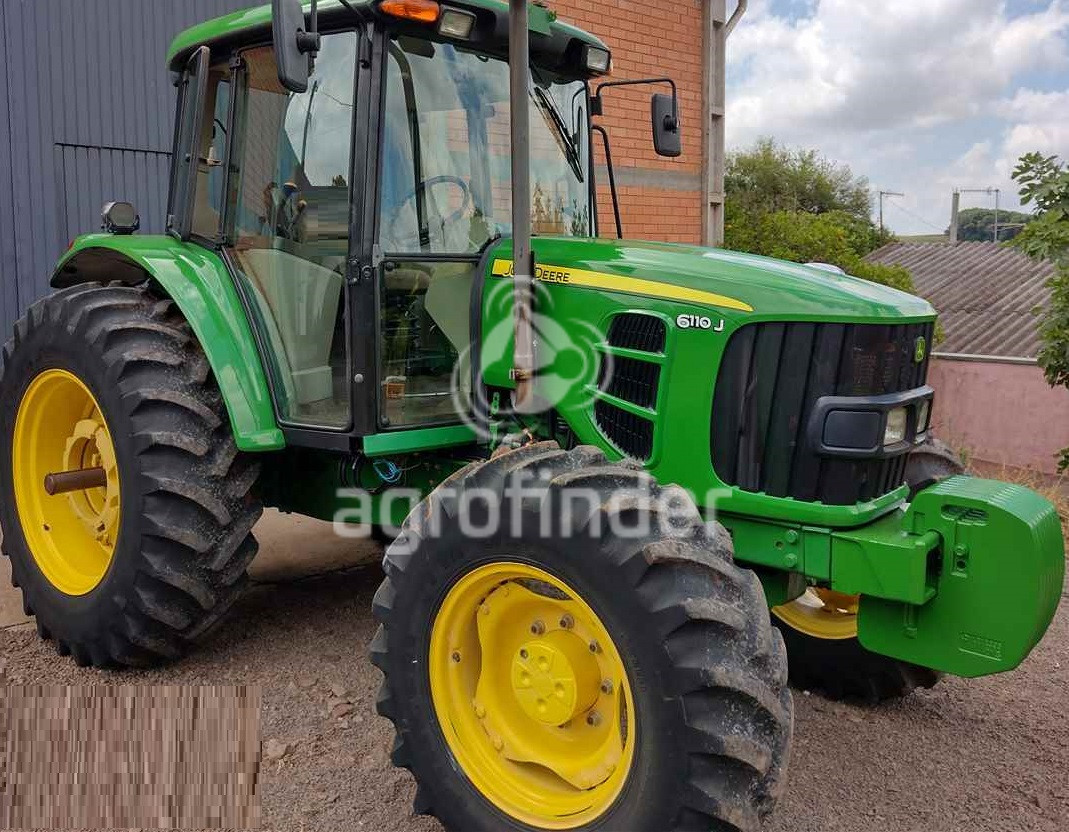 Trator John Deere 6110 J Ano 2013