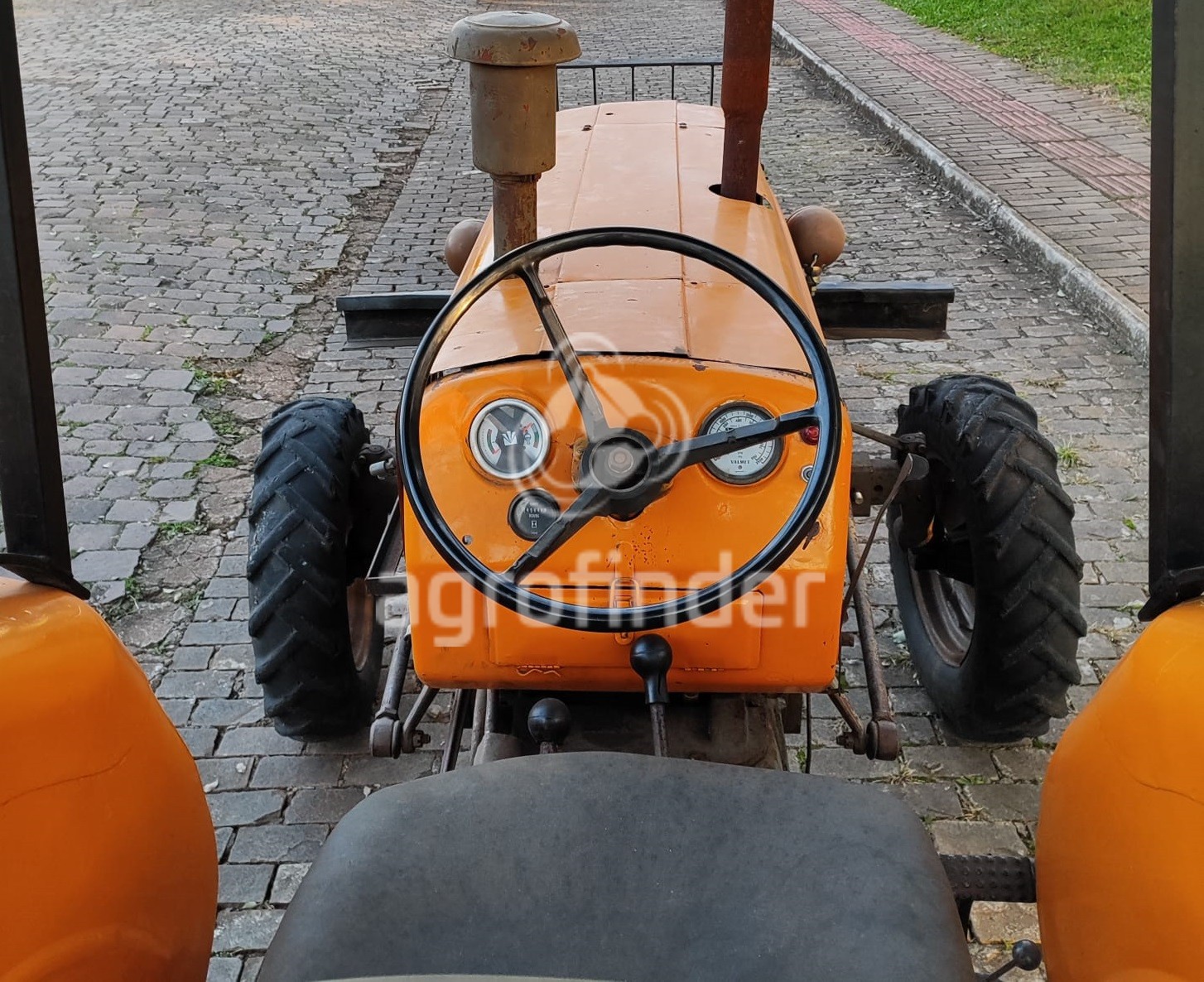 Trator Valmet 80 ID Ano 1979