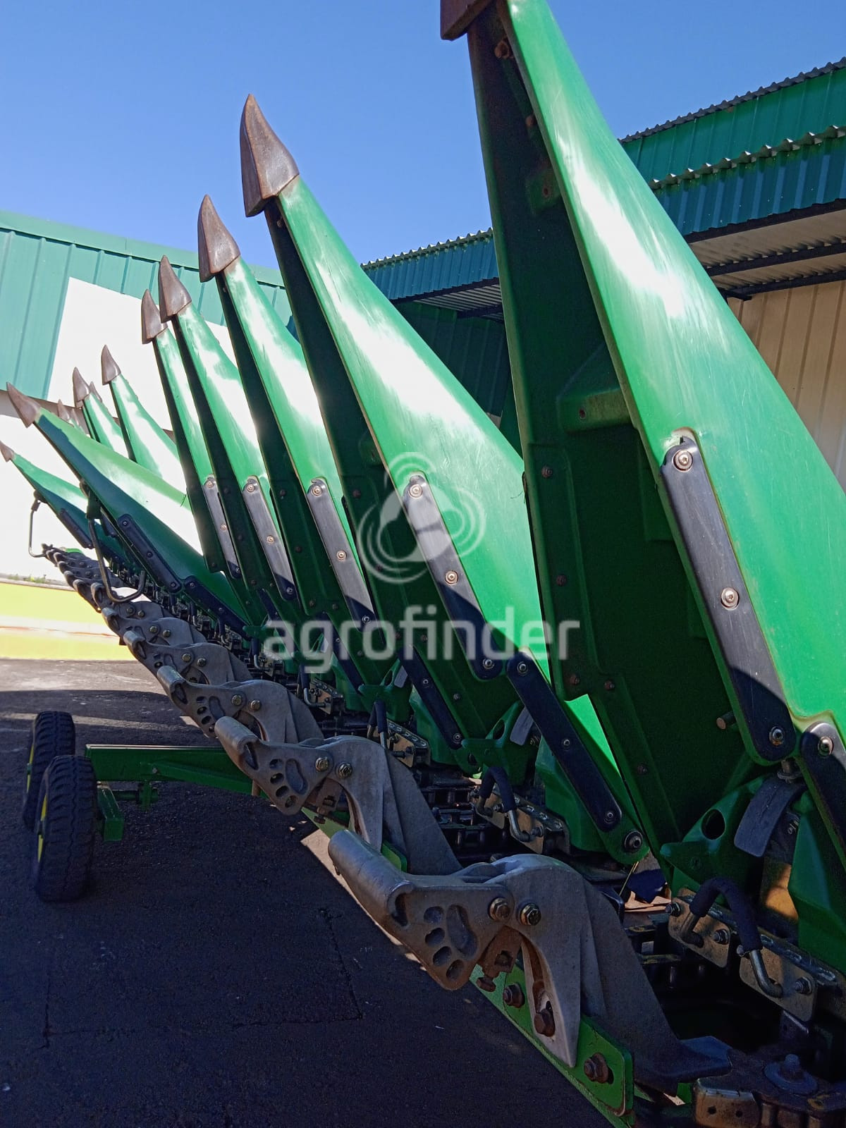 Plataforma de milho  John Deere  615 C ano 2011