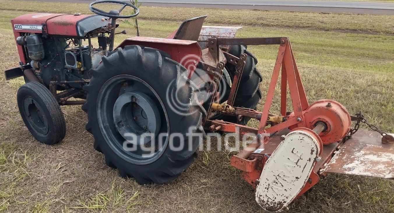 Trator Agrale 4100 ano 1975