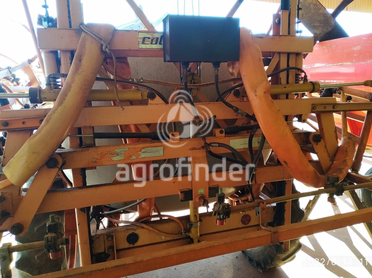 Pulverizador de Arrasto Jacto  Columbia Cross ano 2008