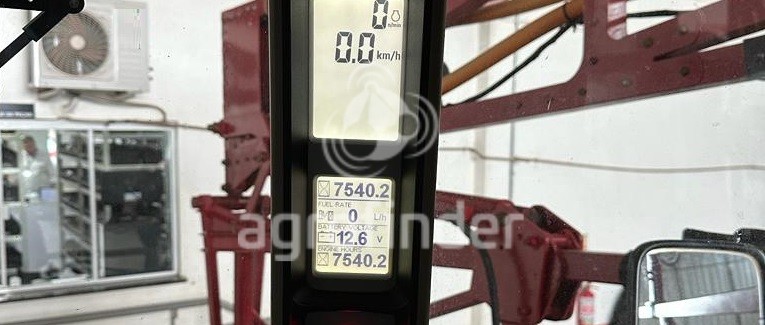 Pulverizador Autopropelido Case Patriot 250 Ano 2013