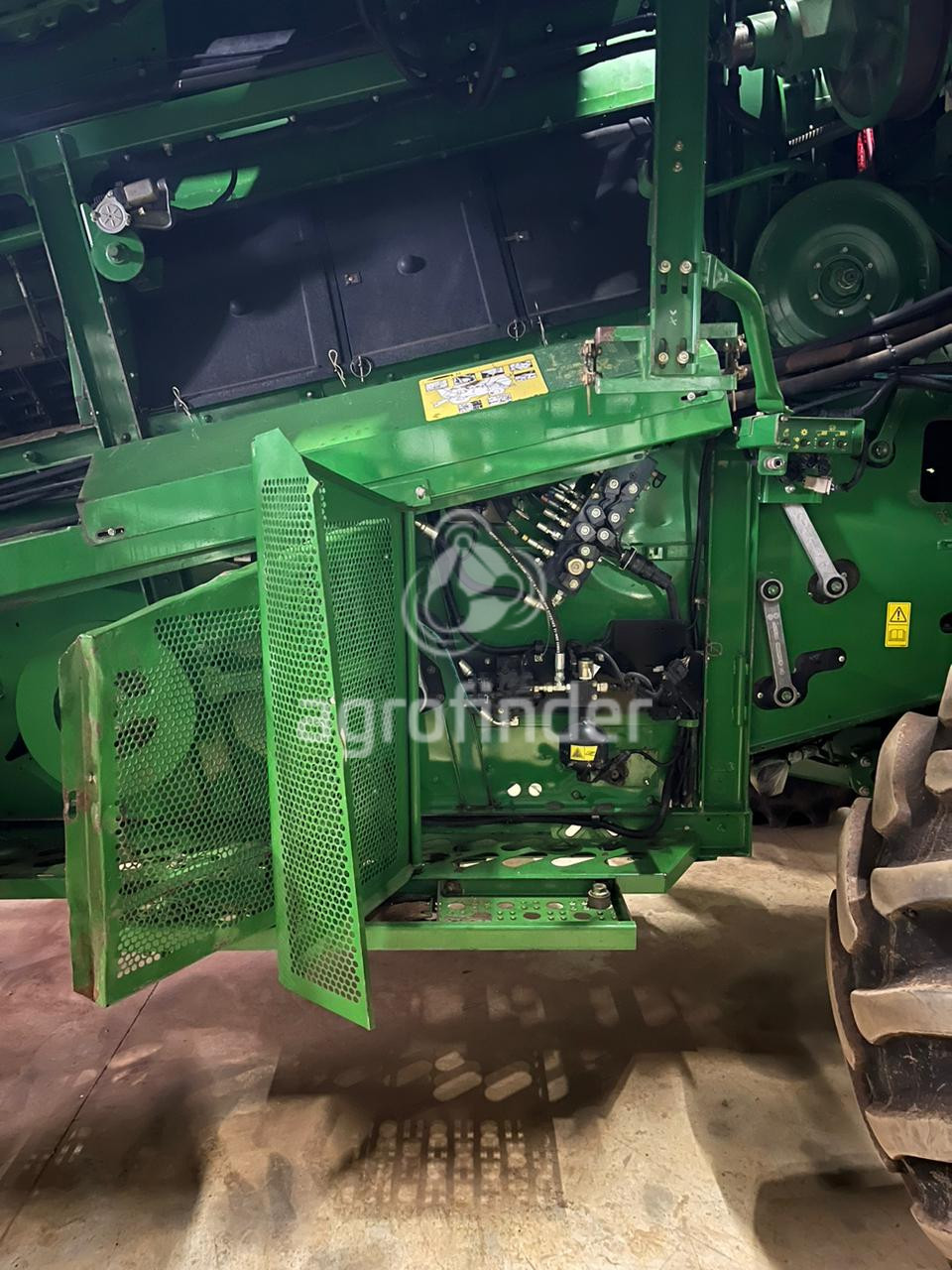 Colheitadeira John Deere STS 9670 Ano 2014